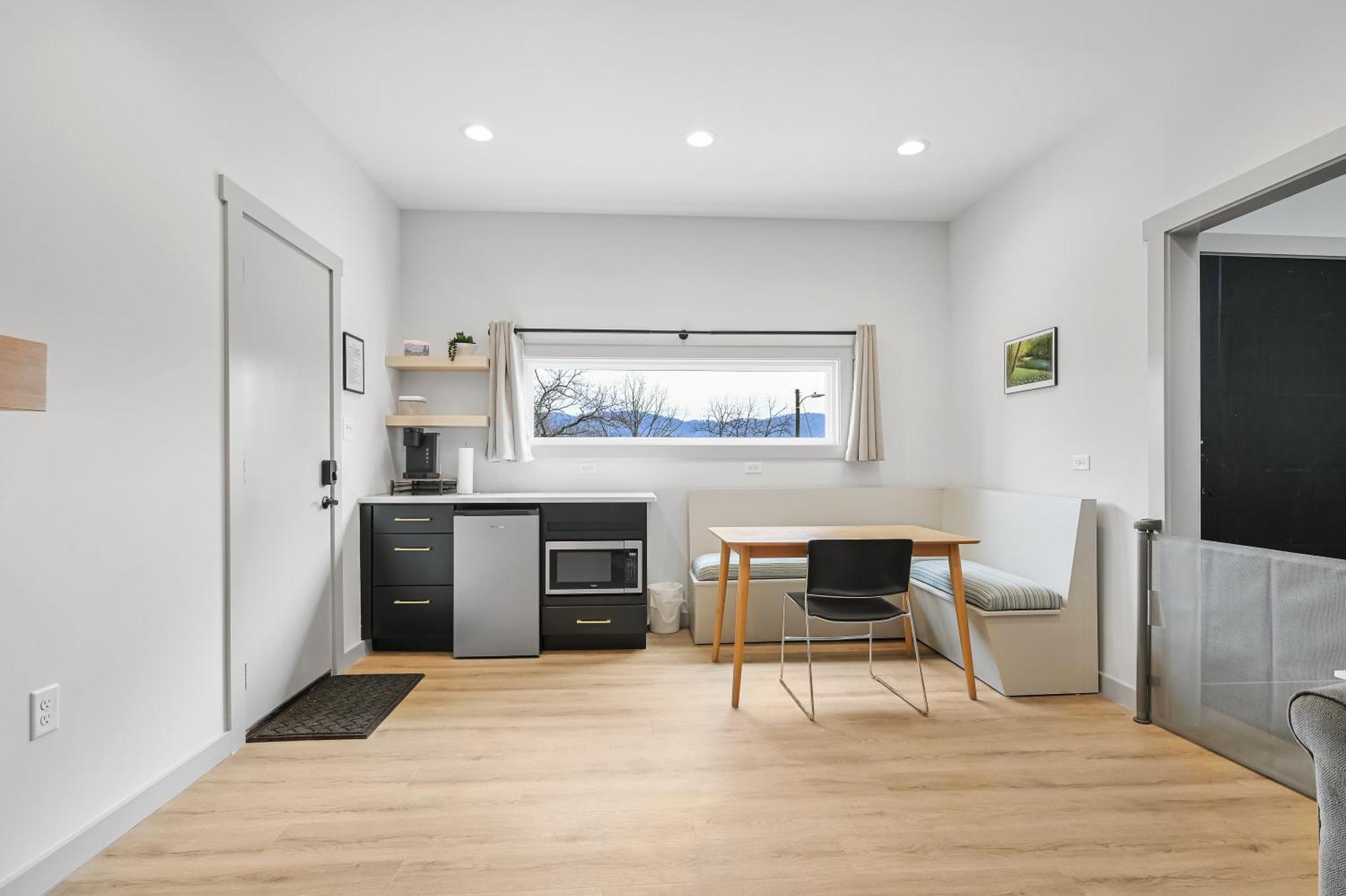 Mon Tresor, Modern Mountain Views With Deck Weaverville Exterior foto