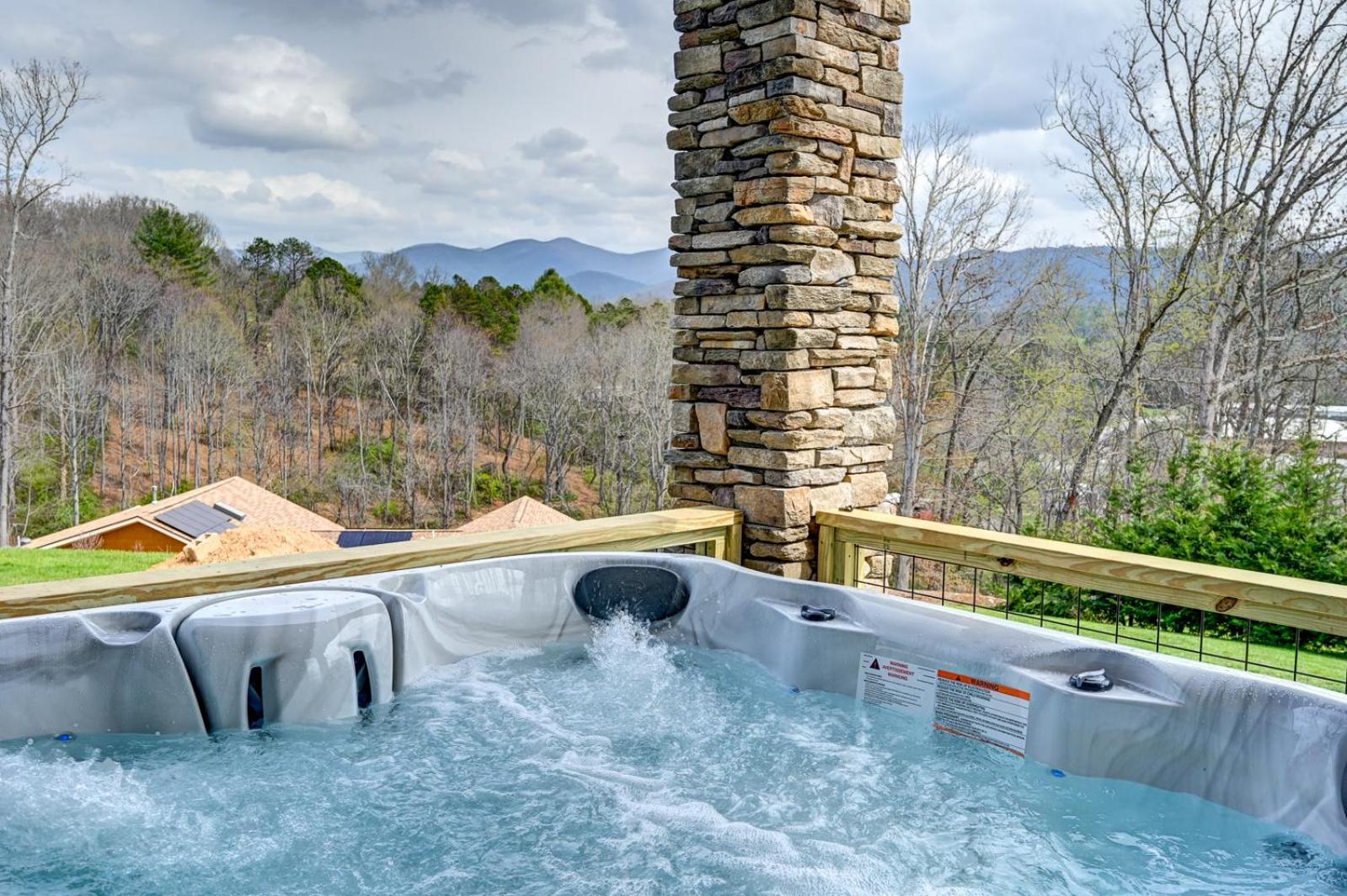 Mon Tresor, Modern Mountain Views With Deck Weaverville Exterior foto